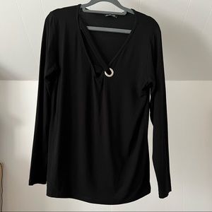Milan Kiss | Black Long-Sleeve Top